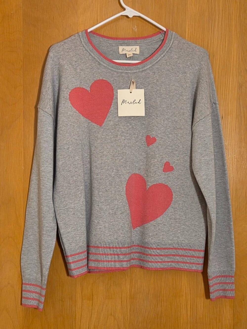 NWT Marled Reunited Pullover Crewneck Hearts Sweater Womens M Gray Pink Stripe